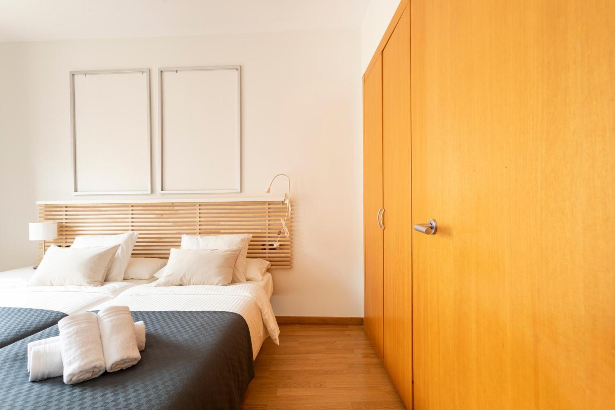 Ab North Barcelona Apartments Santa Coloma de Gramenet Екстер'єр фото
