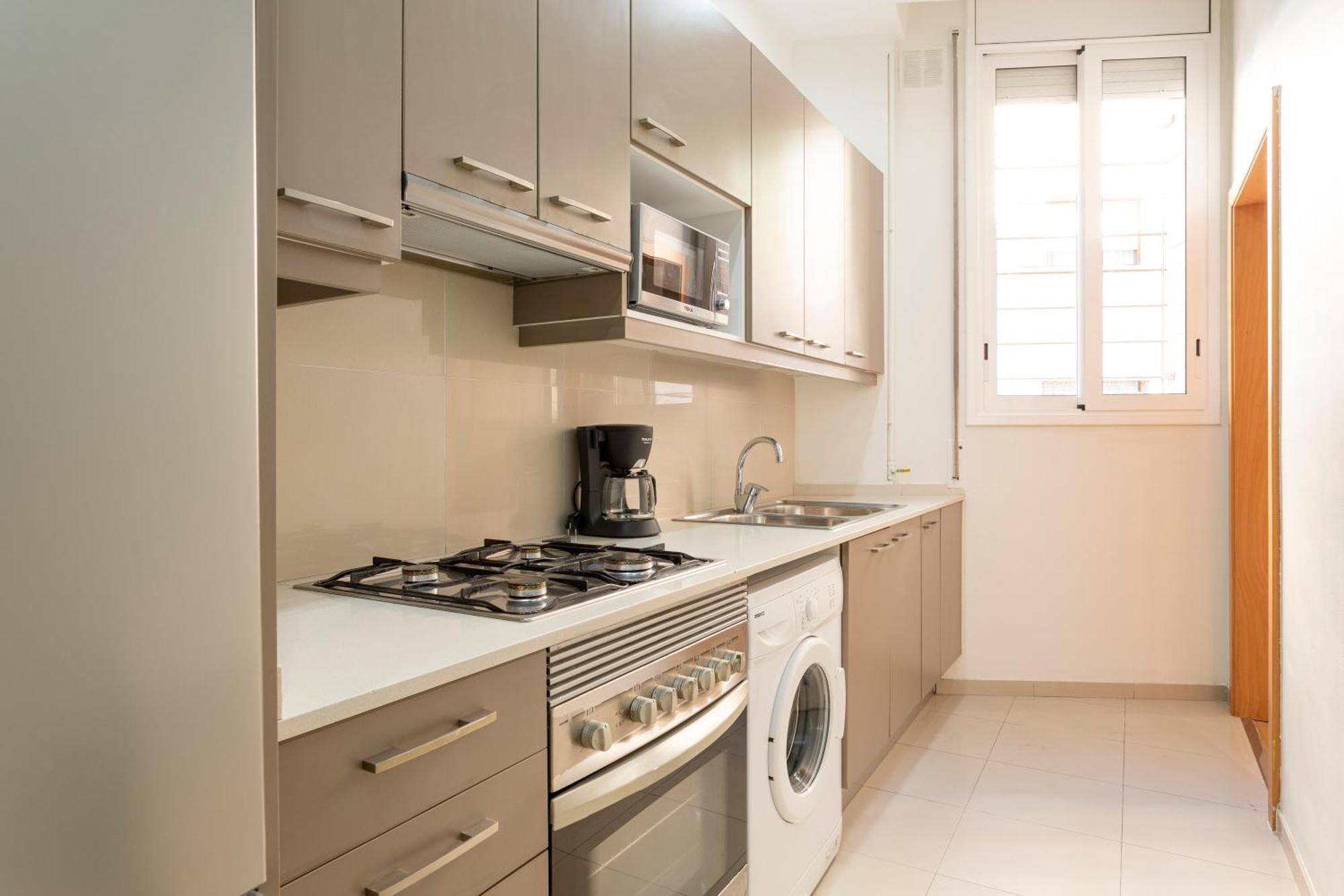 Ab North Barcelona Apartments Santa Coloma de Gramenet Екстер'єр фото